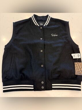 NWT Vans Piper Stadium Varsity Vest Wool Blend Black White Snap Large